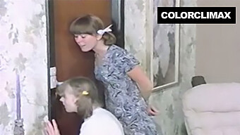 Pornografi Retro Jerman: Memantat Pelacur Jalang